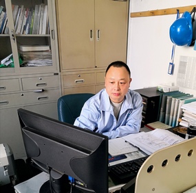 浙江醫(yī)藥員工喜獲“全國優(yōu)秀農(nóng)民工”榮譽(yù)稱號